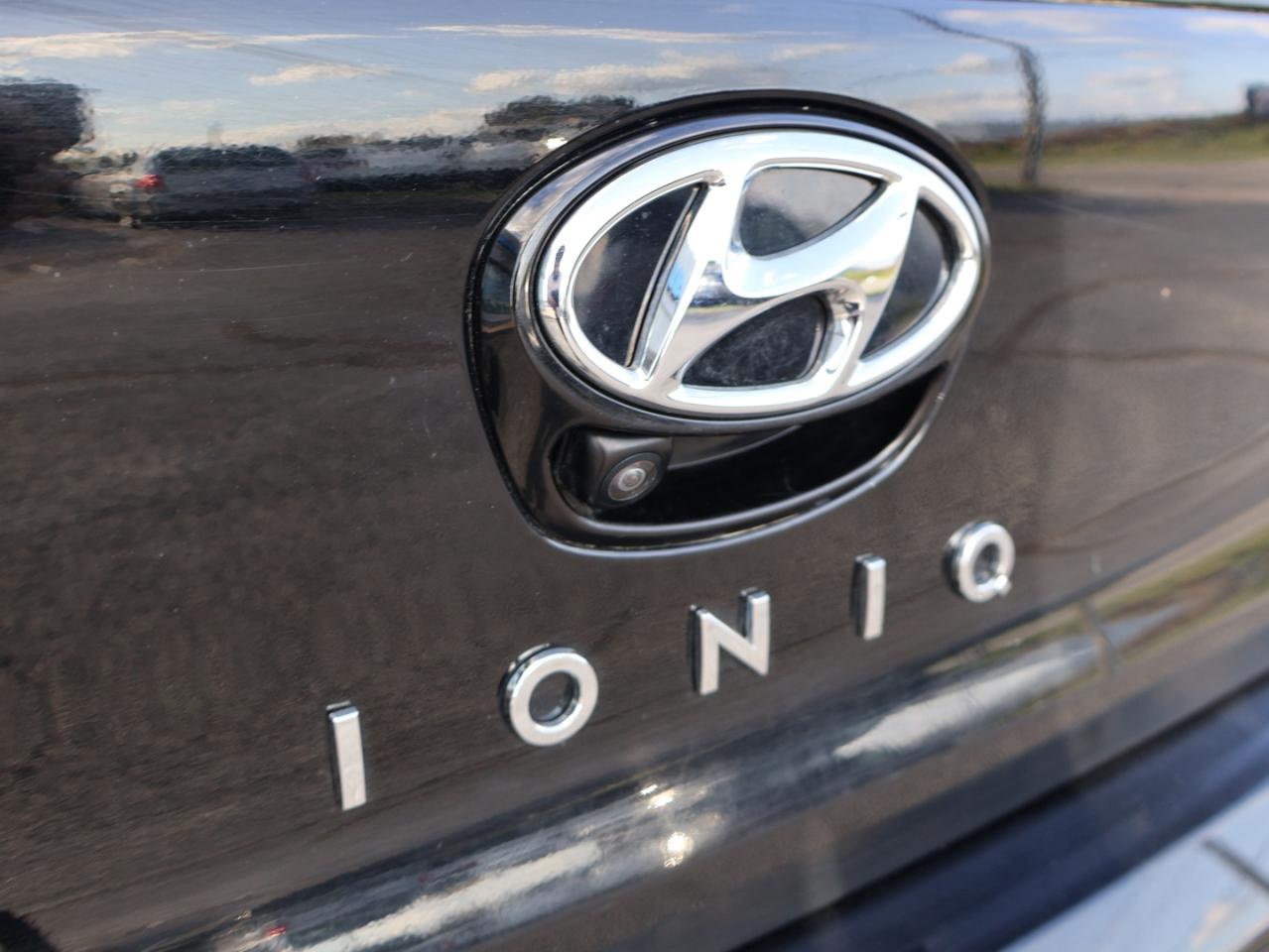 2020 Hyundai Ioniq Hybrid ESSENTIAL CERTIFIED CAMERA BLUETOOTH HEATED SEATS CRUISE ALLOYS - Photo #29