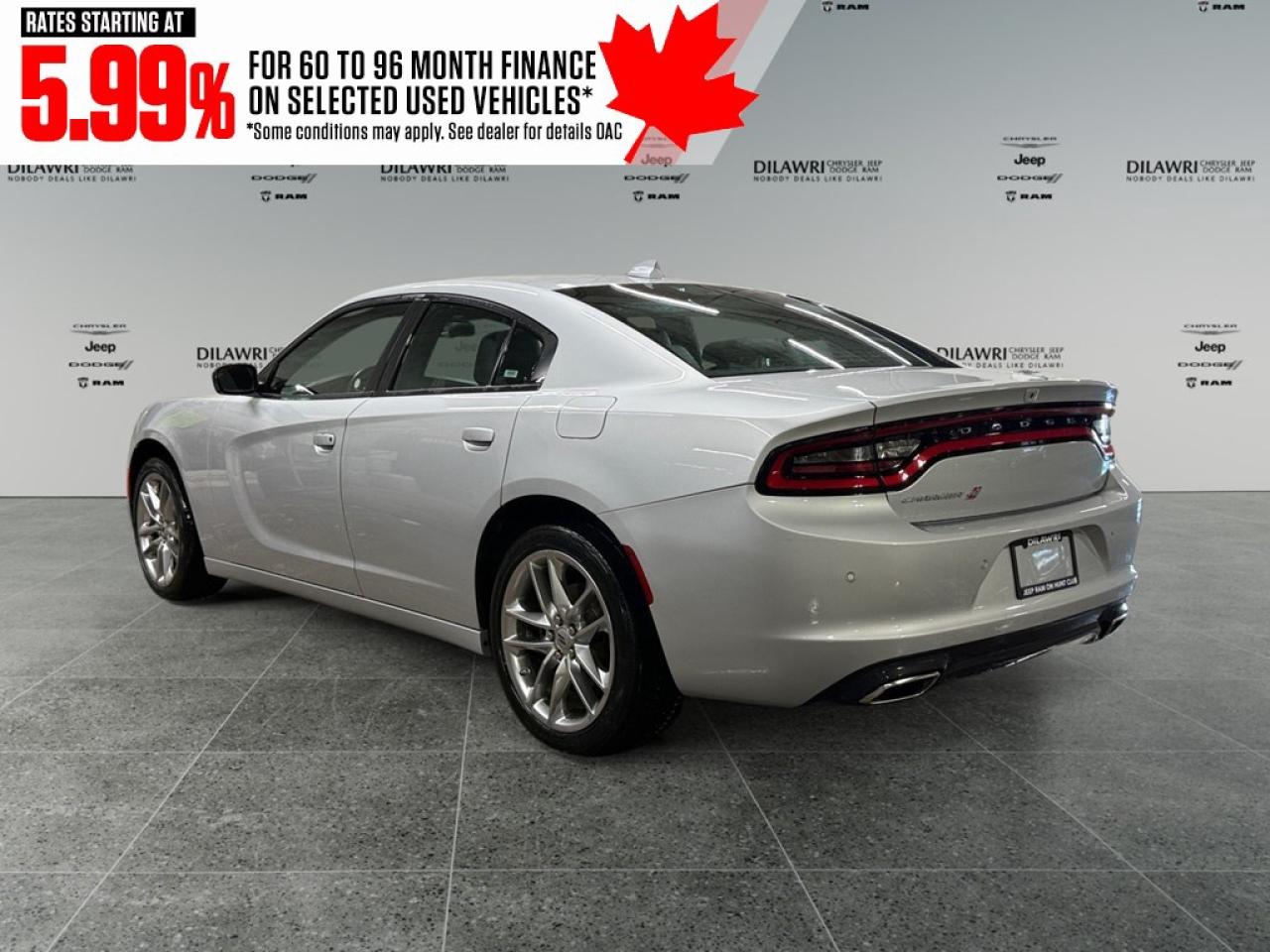 2023 Dodge Charger SXT AWD Photo2