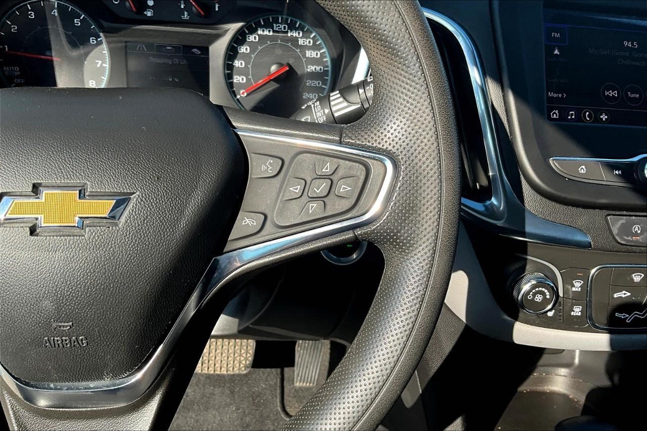 2023 Chevrolet Equinox LS Photo