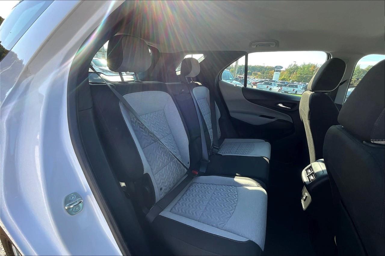 2023 Chevrolet Equinox LS Photo