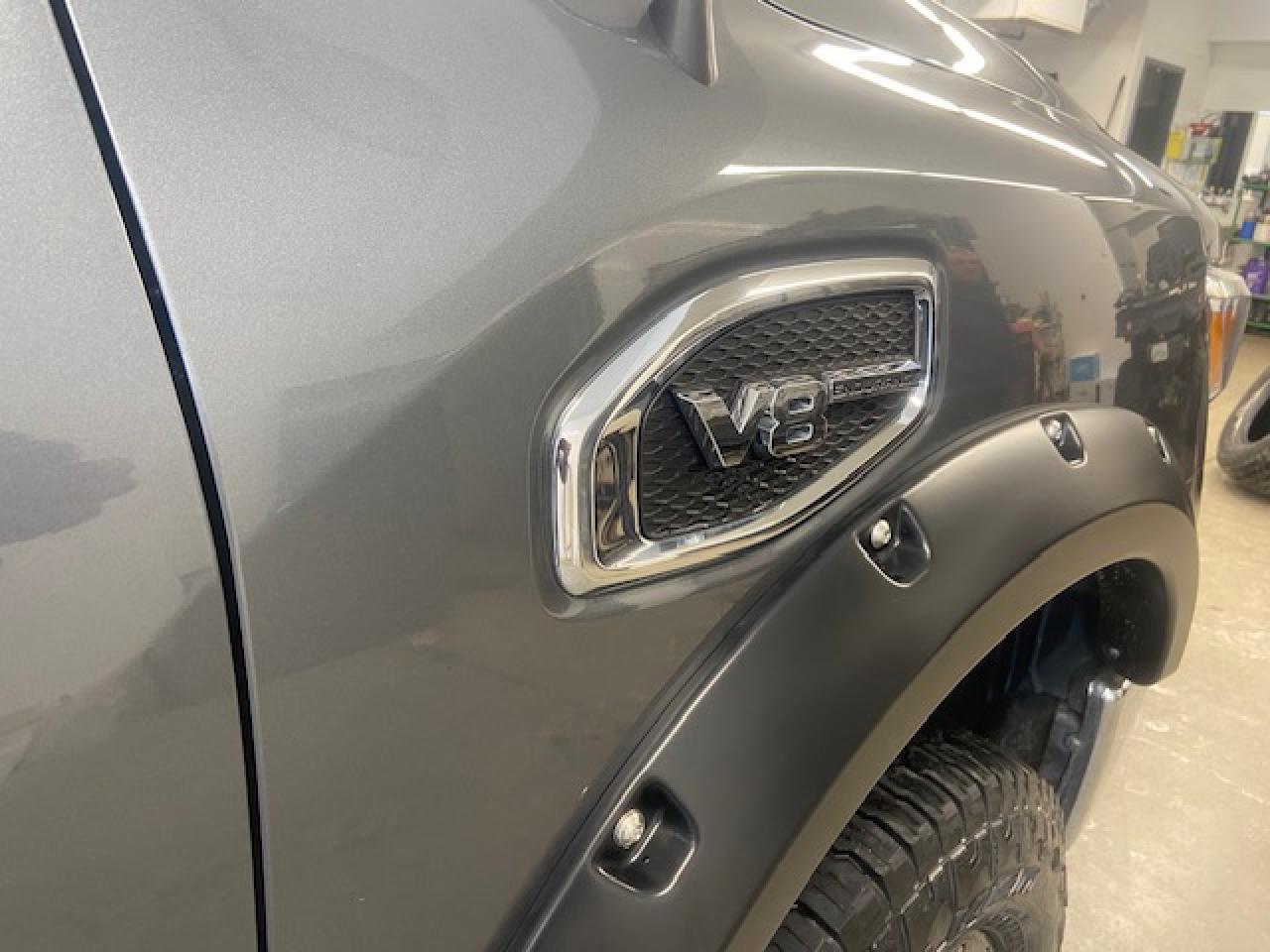 2018 Nissan Titan SV Photo