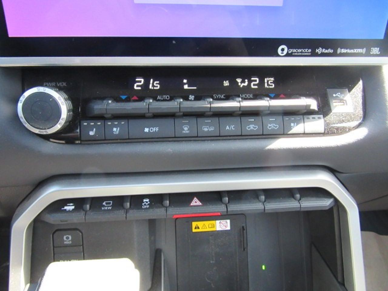 2024 Toyota Tundra Platinum Photo