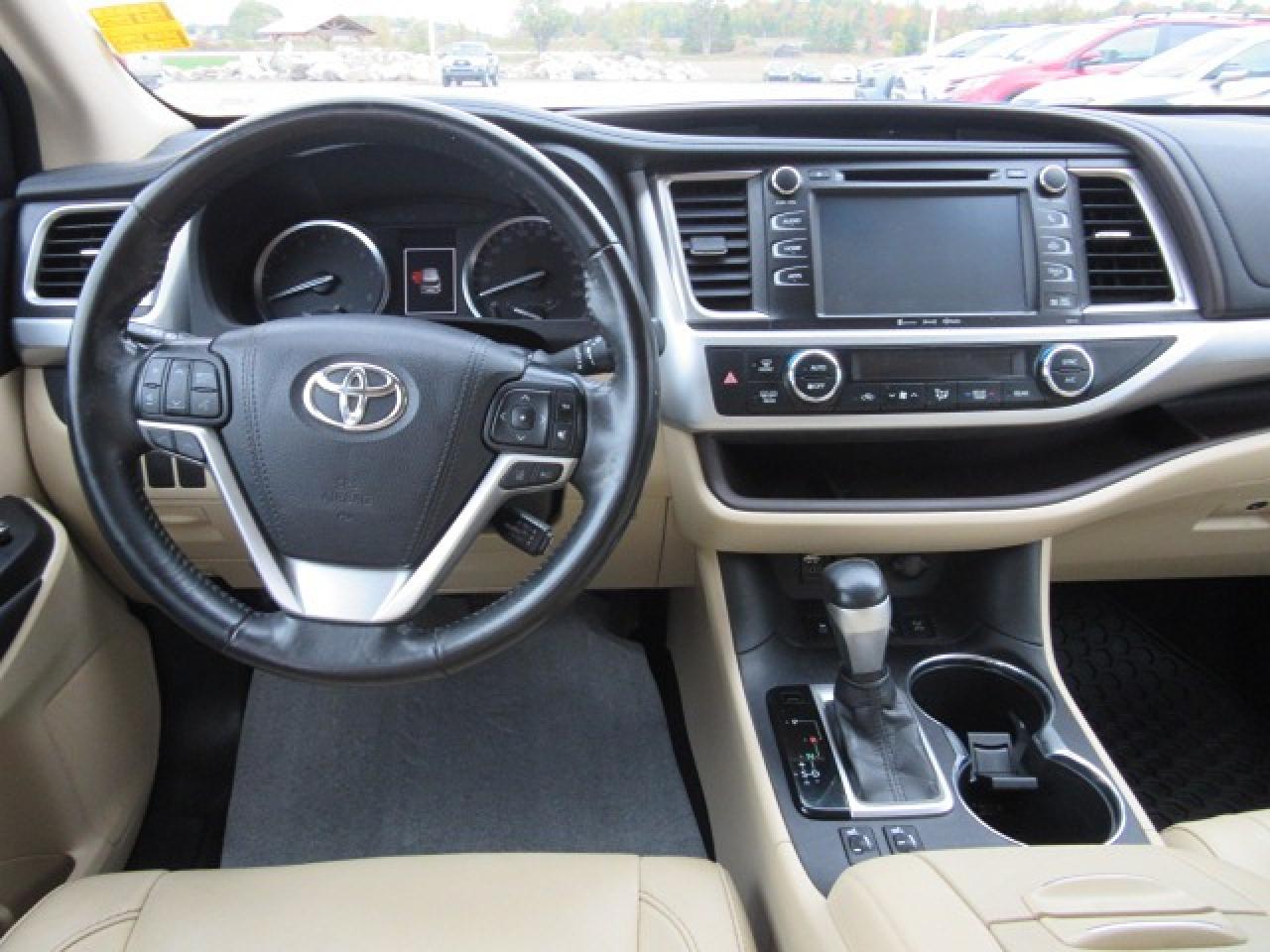 2018 Toyota Highlander XLE Photo