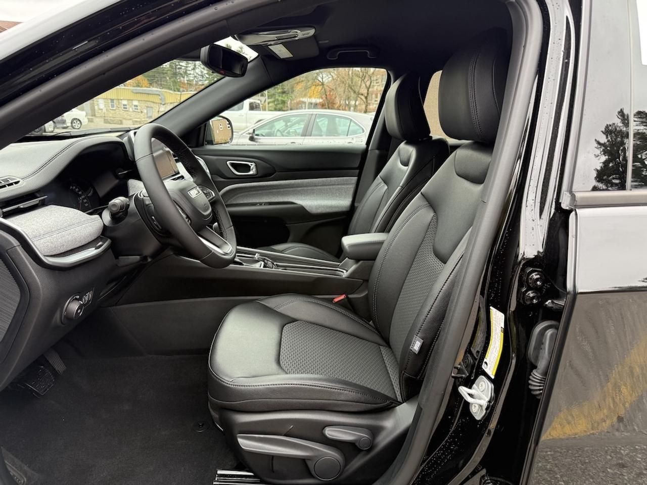 2026 Jeep Compass NORTH 4X4 Photo