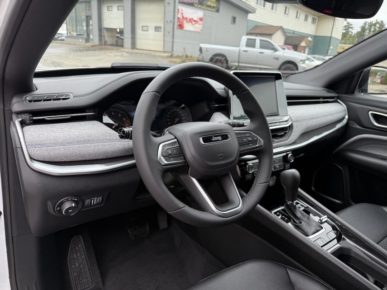 2026 Jeep Compass NORTH 4X4 Photo