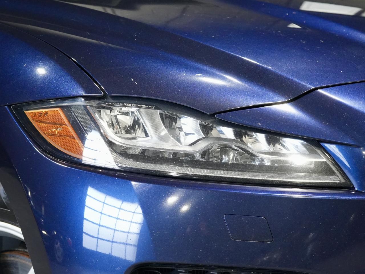 2017 Jaguar F-PACE Prestige/PANO/CARPLAY/MERIDIAN/NO ACCIDENT/LOW KM Photo3