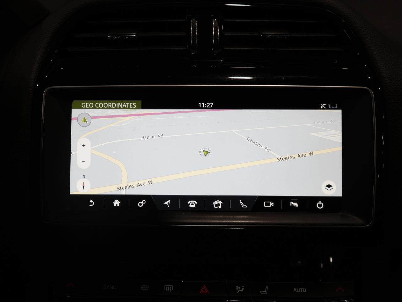 2017 Jaguar F-PACE Prestige/PANO/CARPLAY/MERIDIAN/NO ACCIDENT/LOW KM Photo