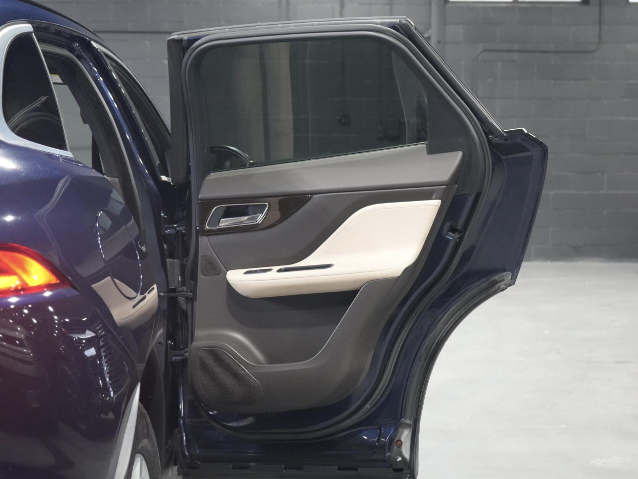 2017 Jaguar F-PACE Prestige/PANO/CARPLAY/MERIDIAN/NO ACCIDENT/LOW KM Photo