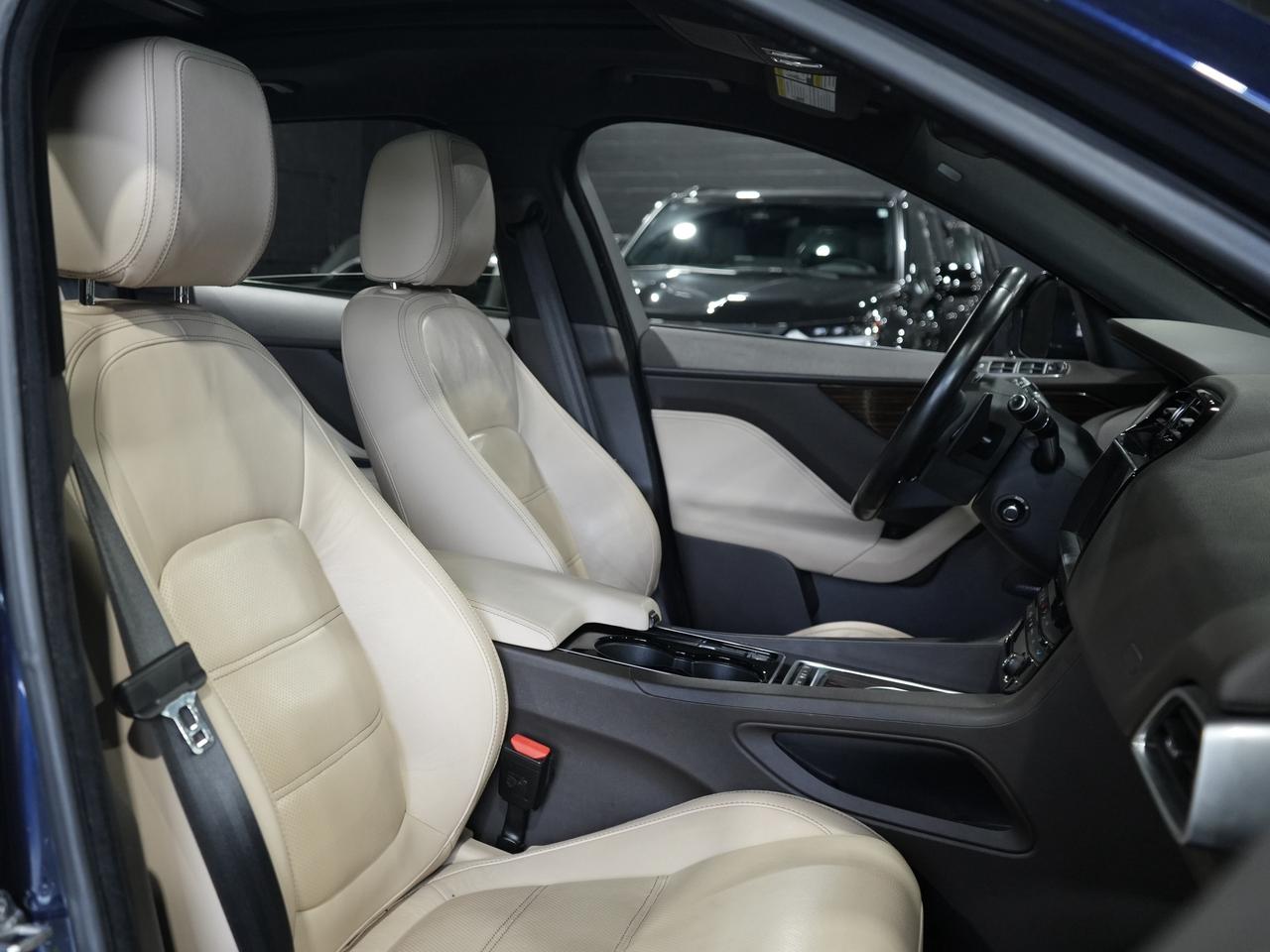 2017 Jaguar F-PACE Prestige/PANO/CARPLAY/MERIDIAN/NO ACCIDENT/LOW KM Photo
