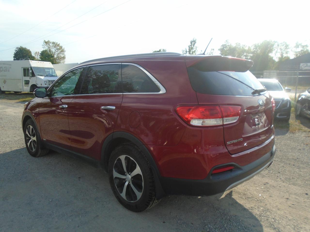 2016 Kia Sorento AWD 4DR 2.0L TURBO EX - Photo #8