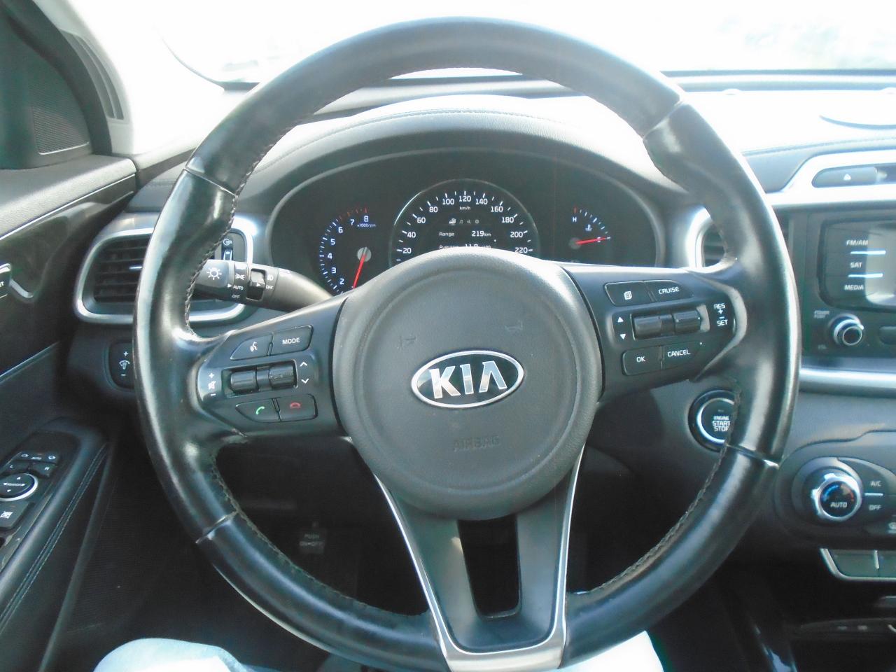 2016 Kia Sorento AWD 4DR 2.0L TURBO EX - Photo #13