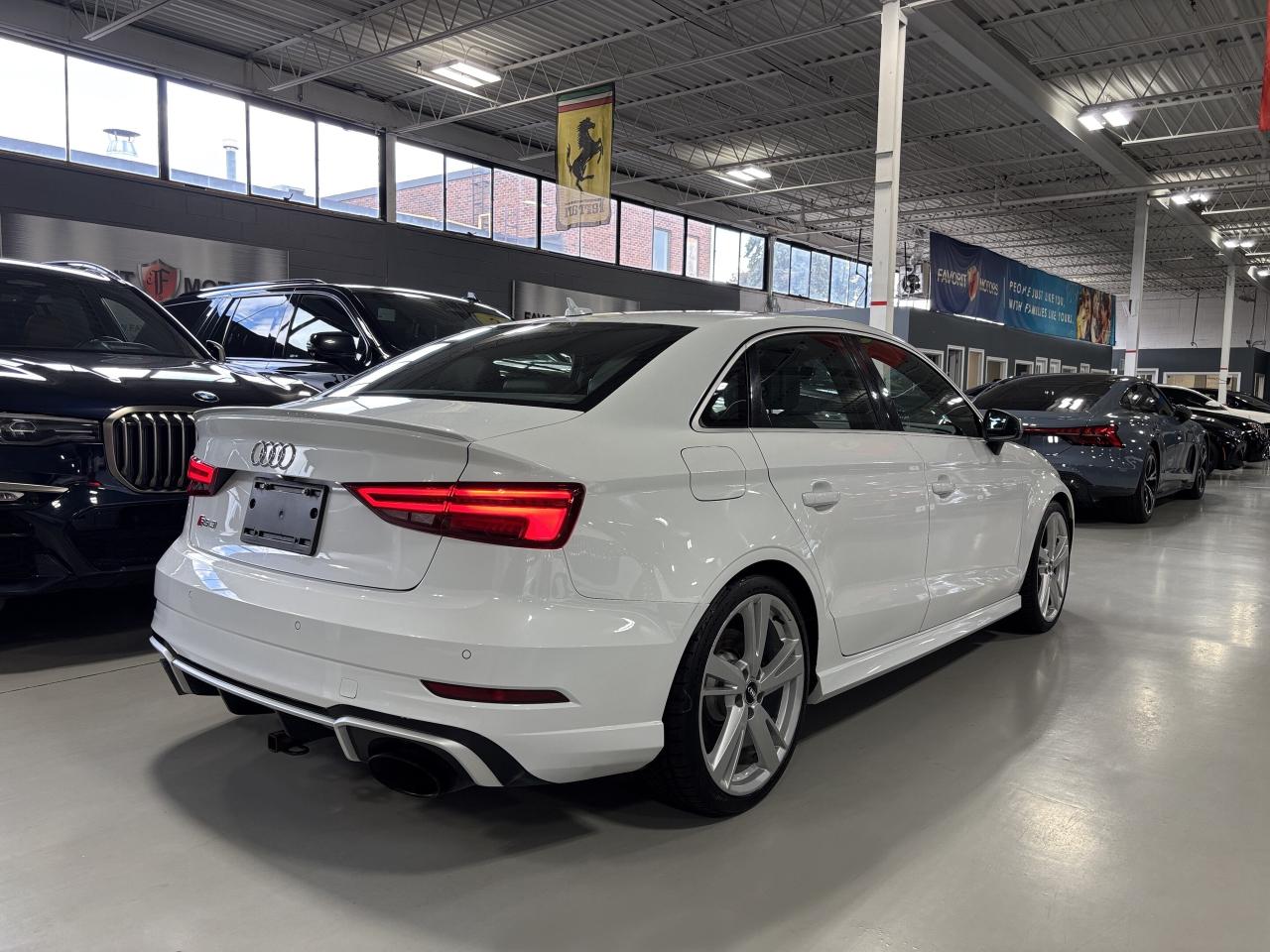 2018 Audi RS 3 Sedan QUATTRO|S-TRONIC|NAV|SUNROOF|LEATHER|BANGOLUFSEN|+ - Photo #4