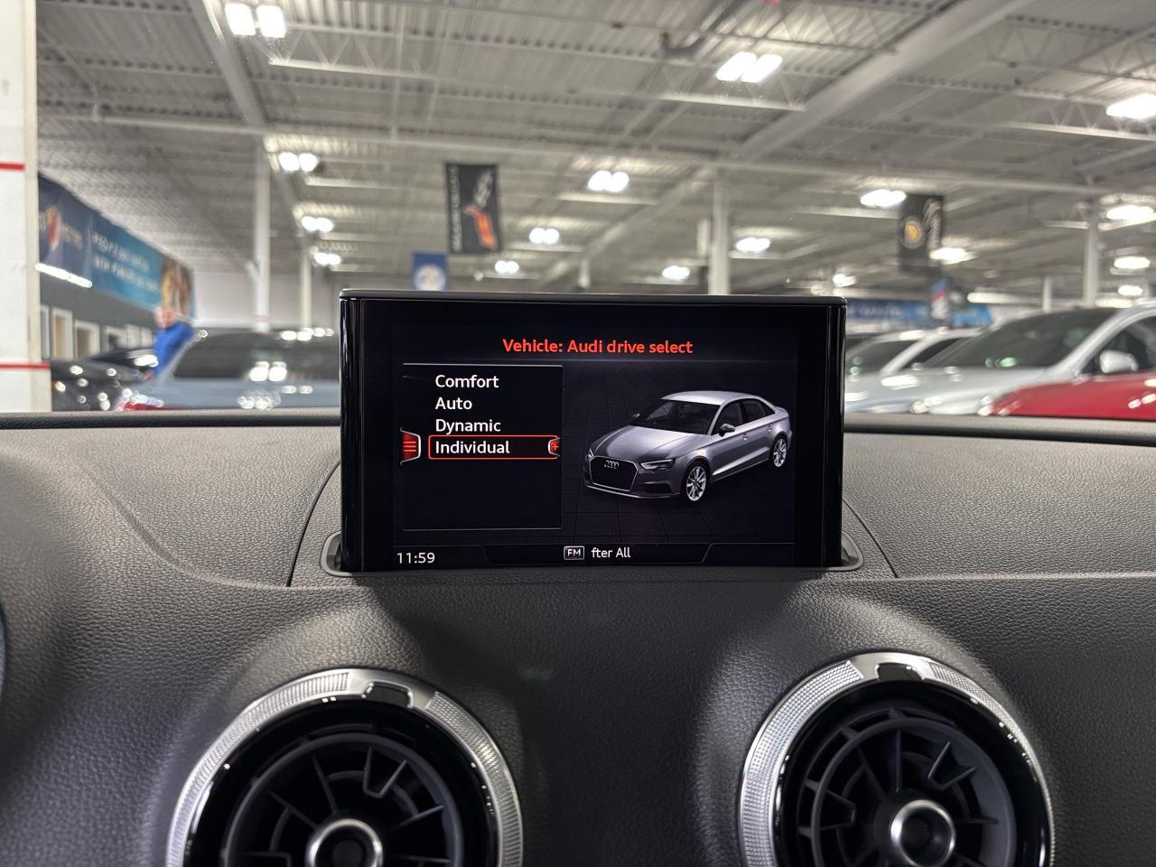 2018 Audi RS 3 Sedan QUATTRO|S-TRONIC|NAV|SUNROOF|LEATHER|BANGOLUFSEN|+ - Photo #22