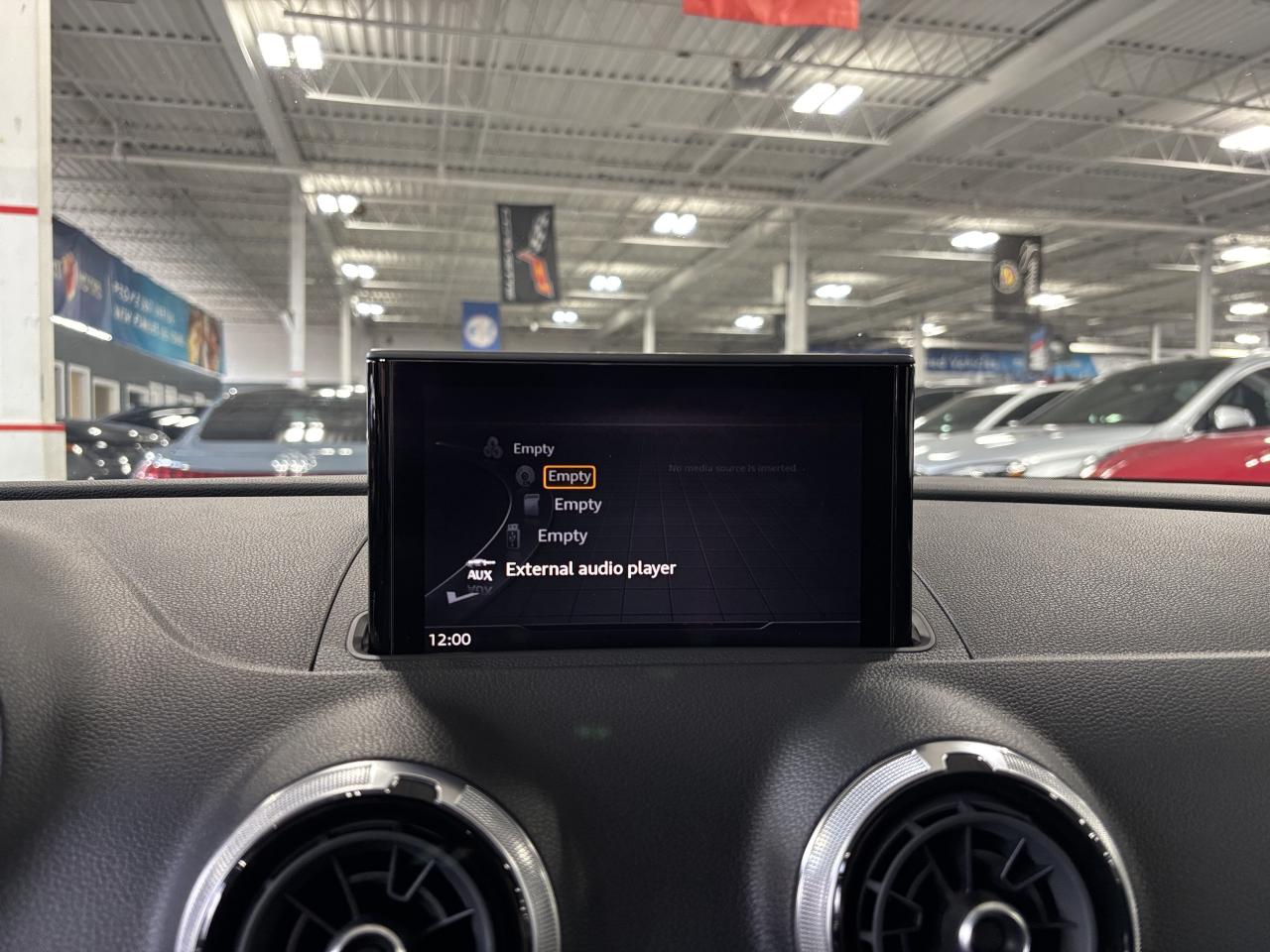 2018 Audi RS 3 Sedan QUATTRO|S-TRONIC|NAV|SUNROOF|LEATHER|BANGOLUFSEN|+ - Photo #24