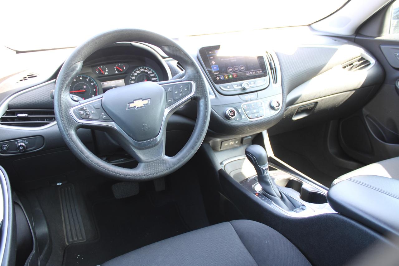 2023 Chevrolet Malibu 1LT - Photo #7