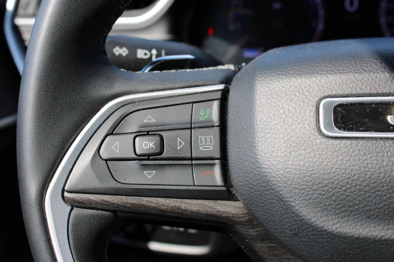2023 Jeep Grand Cherokee LIMITED 4X4 - Photo #13
