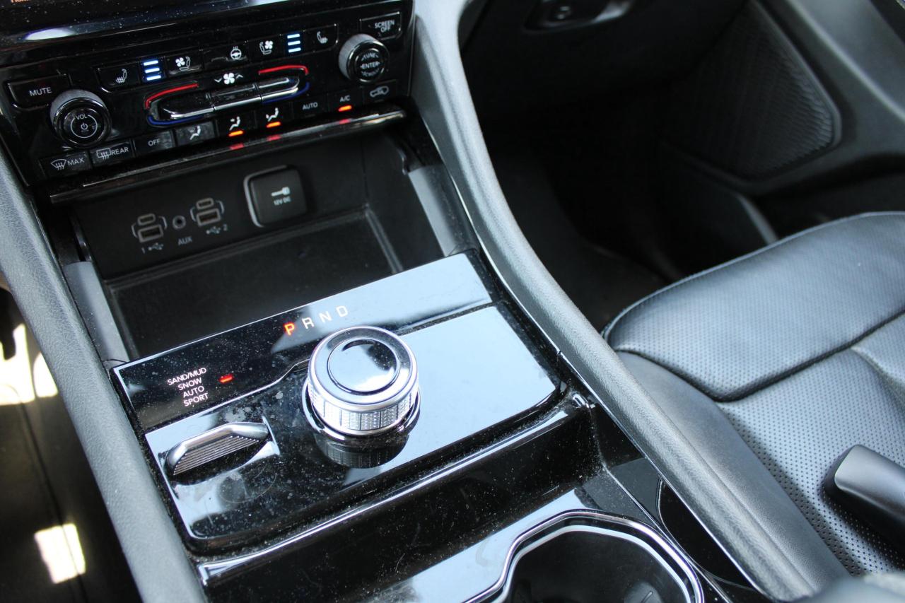 2023 Jeep Grand Cherokee LIMITED 4X4 - Photo #17