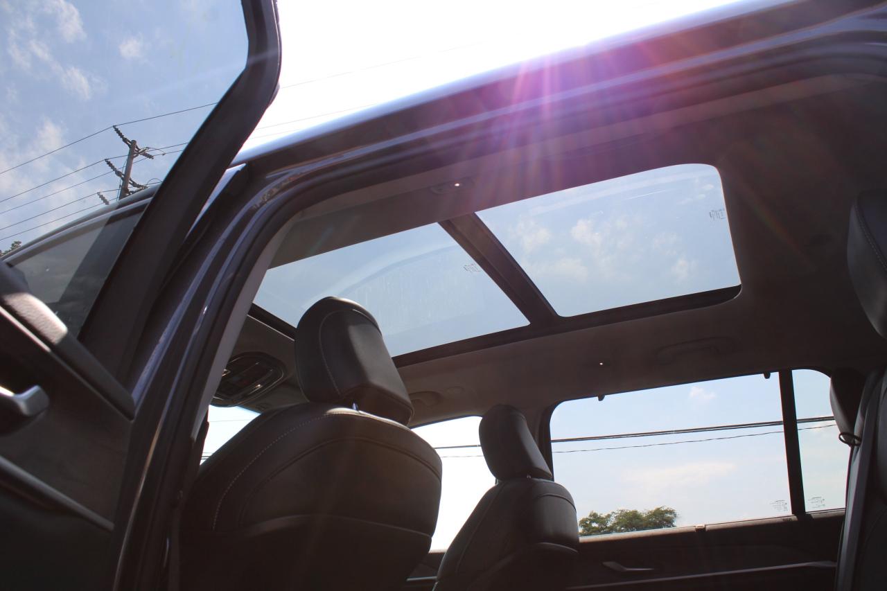 2023 Jeep Grand Cherokee L Limited 4x4 - Photo #9