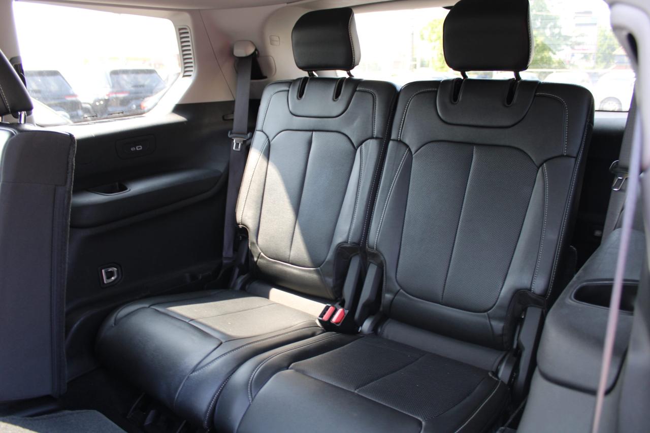 2023 Jeep Grand Cherokee L Limited 4x4 - Photo #11
