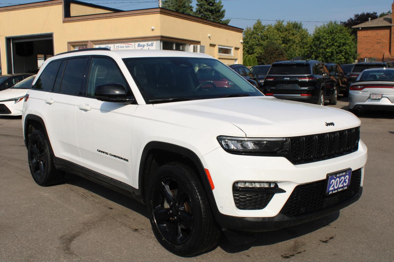 Used 2023 Jeep Grand Cherokee LIMITED 4X4 for sale in Brampton, ON