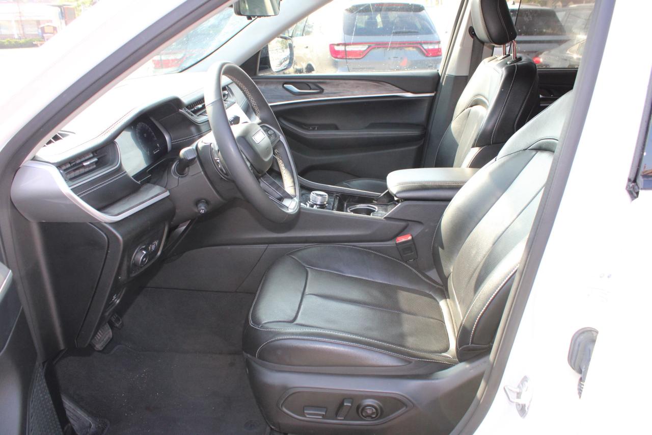 2023 Jeep Grand Cherokee LIMITED 4X4 - Photo #7