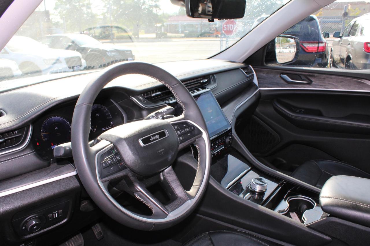 2023 Jeep Grand Cherokee LIMITED 4X4 - Photo #13