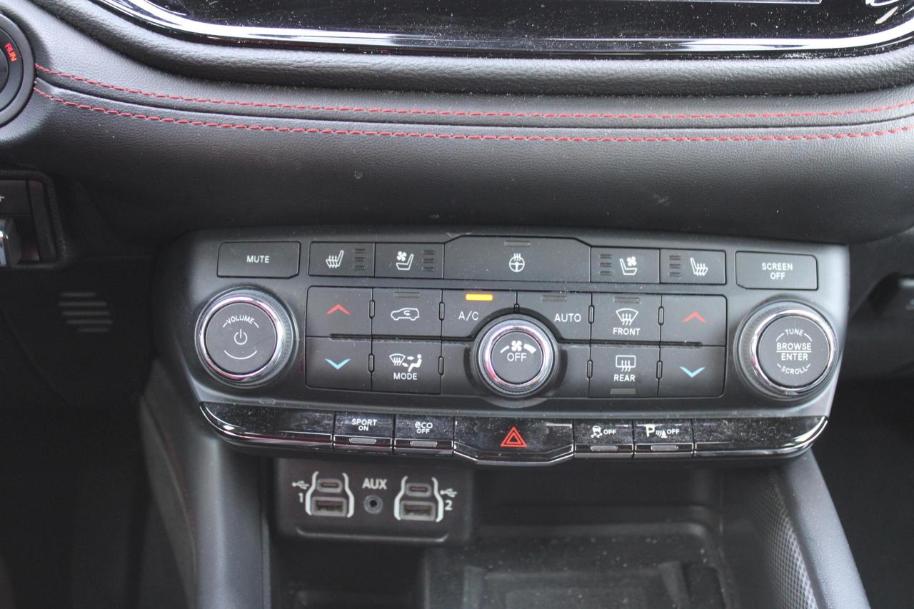 2023 Dodge Durango R/T AWD - Photo #13