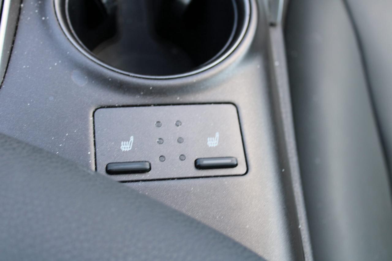 2024 Toyota Camry SE Auto - Photo #14