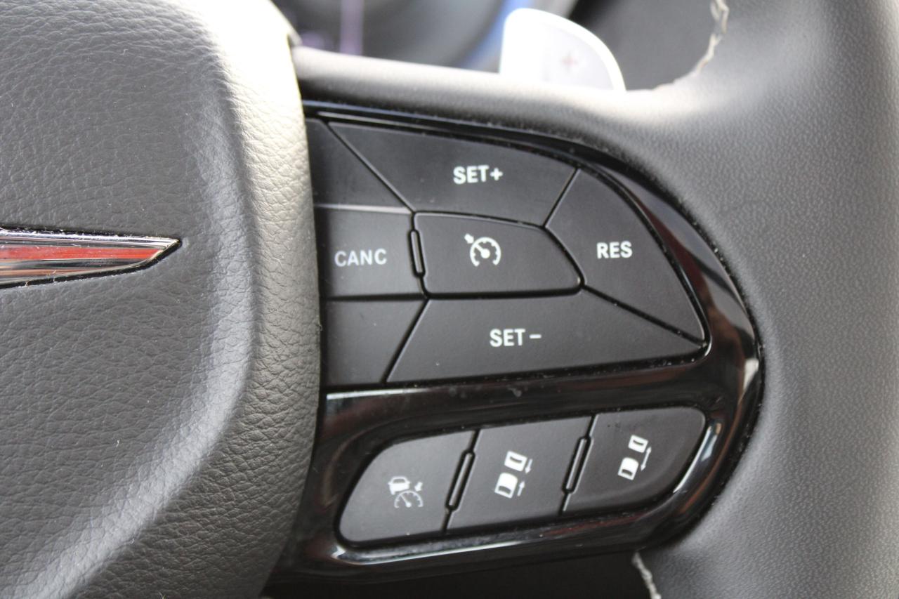 2023 Chrysler 300 300S RWD - Photo #16