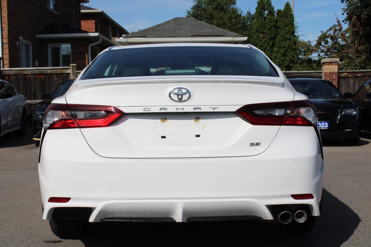 2024 Toyota Camry SE Auto - Photo #3