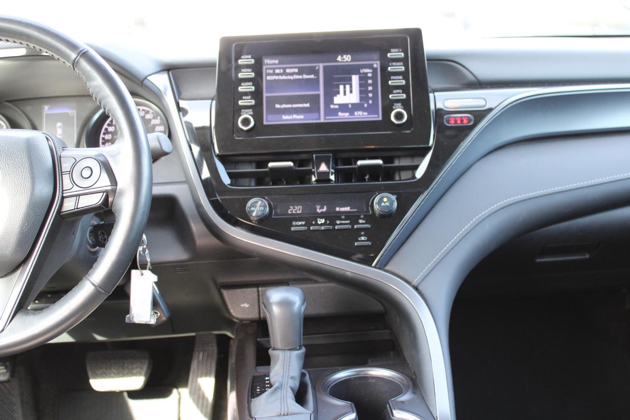 2024 Toyota Camry SE Auto - Photo #13