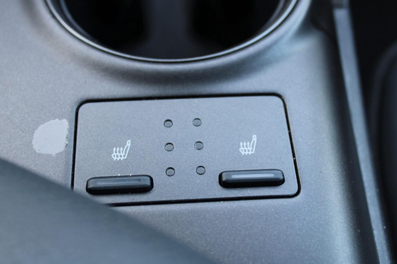 2024 Toyota Camry SE Auto - Photo #12