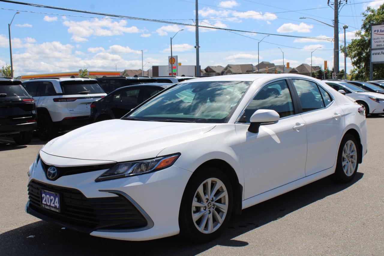 2024 Toyota Camry HYBRID LE Auto - Photo #2