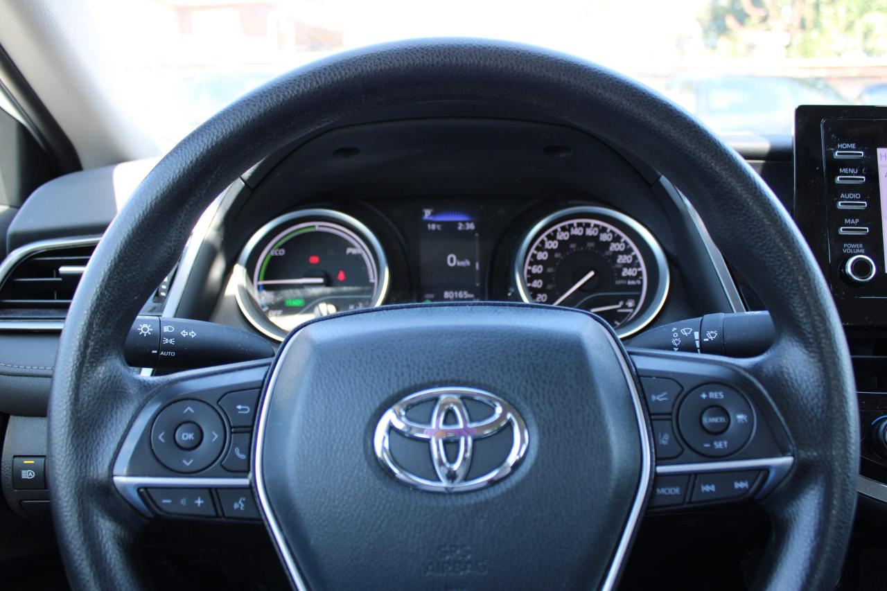 2024 Toyota Camry HYBRID LE Auto - Photo #11