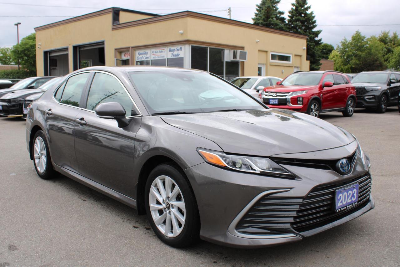 Used 2023 Toyota Camry HYBRID LE Auto for sale in Brampton, ON