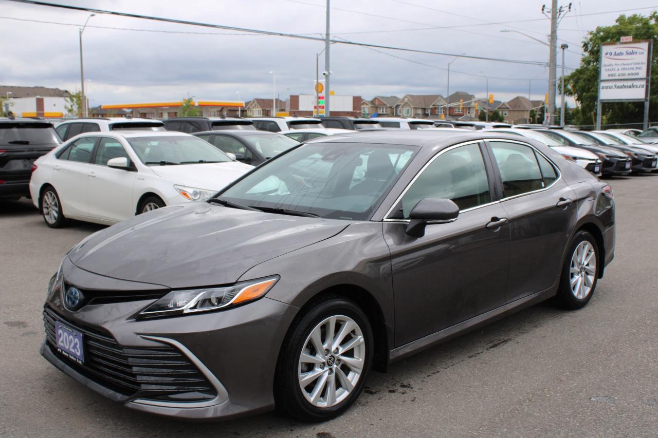2023 Toyota Camry HYBRID LE Auto - Photo #2