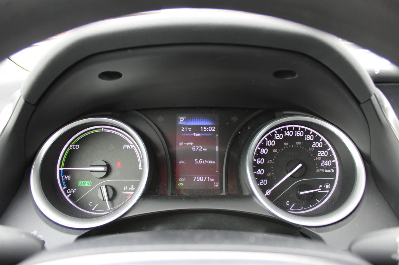 2023 Toyota Camry HYBRID LE Auto - Photo #10