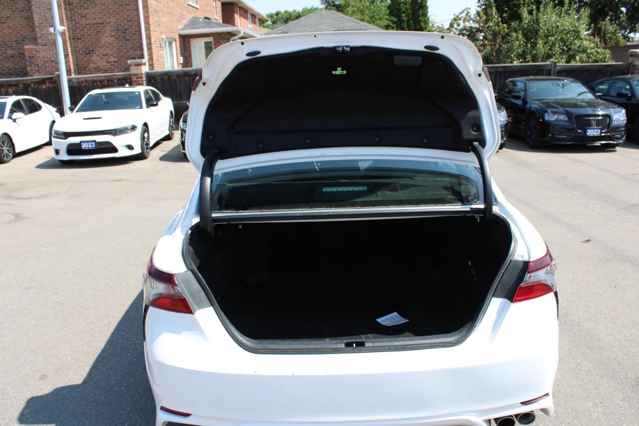 2023 Toyota Camry SE Auto - Photo #10