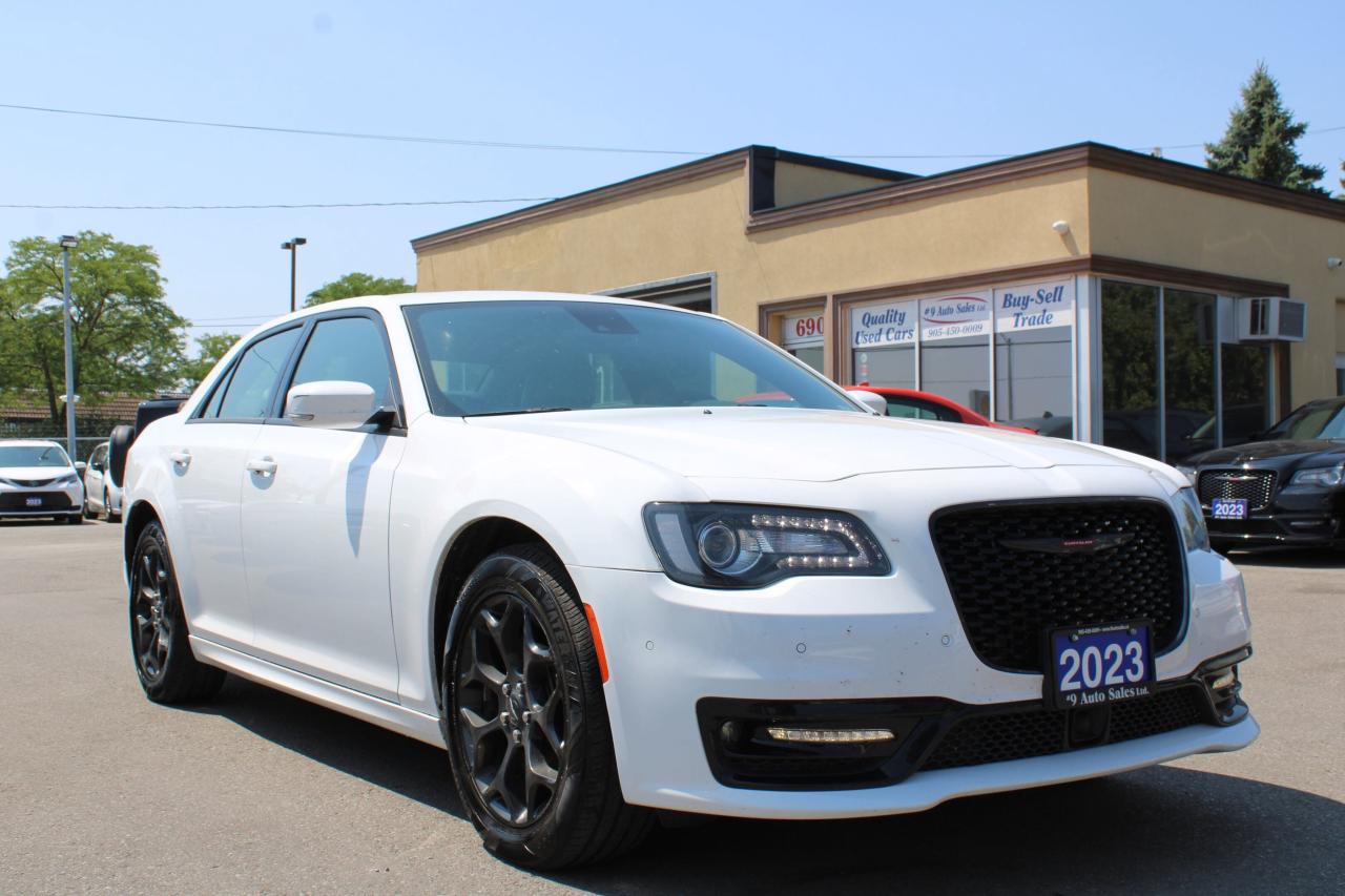 Used 2023 Chrysler 300 300S AWD for sale in Brampton, ON
