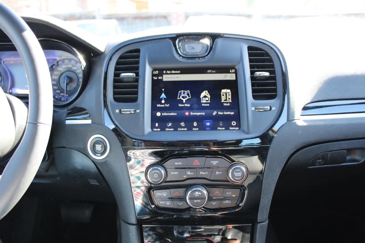 2023 Chrysler 300 300S AWD - Photo #7