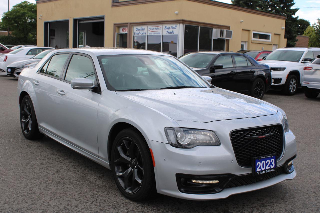 Used 2023 Chrysler 300 300S RWD for sale in Brampton, ON