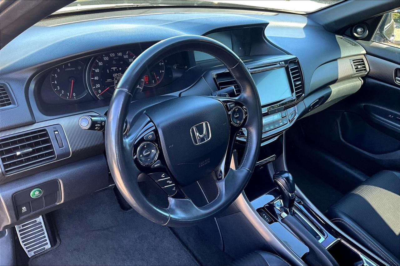 2016 Honda Accord Sedan Sport | Sunroof | Heated Seats | CarPlay | FWD Photo