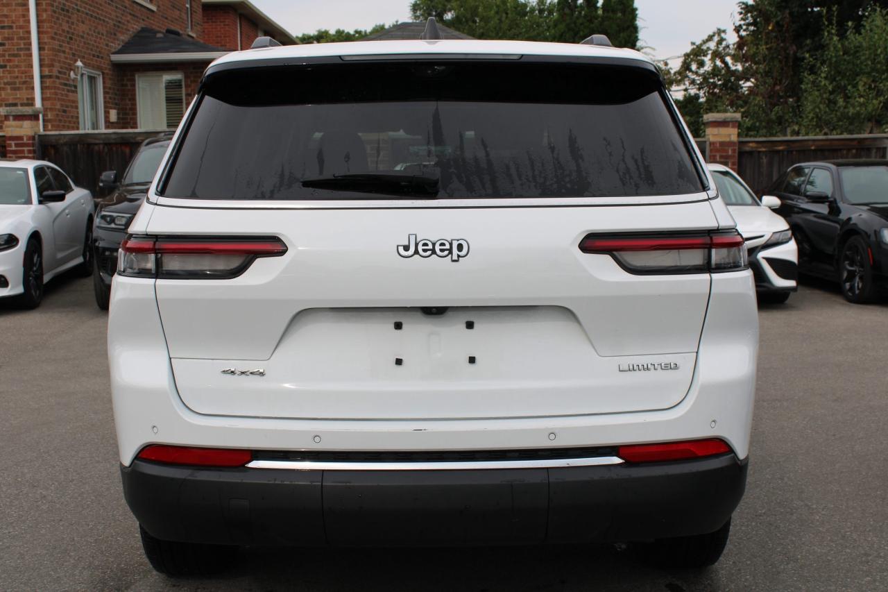 2023 Jeep Grand Cherokee L Limited 4x4 - Photo #3