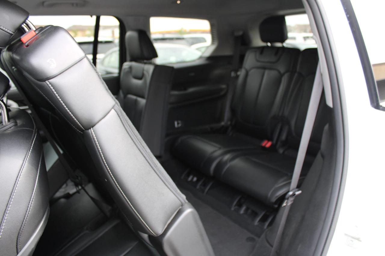 2023 Jeep Grand Cherokee L Limited 4x4 - Photo #11