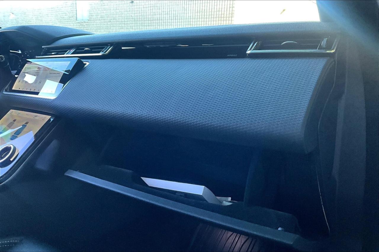 2020 Land Rover Range Rover Velar P340 R-Dynamic S Photo