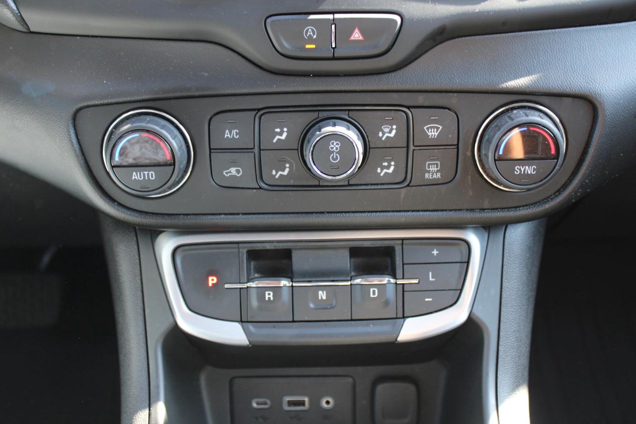 2022 GMC Terrain AWD 4DR SLE - Photo #7