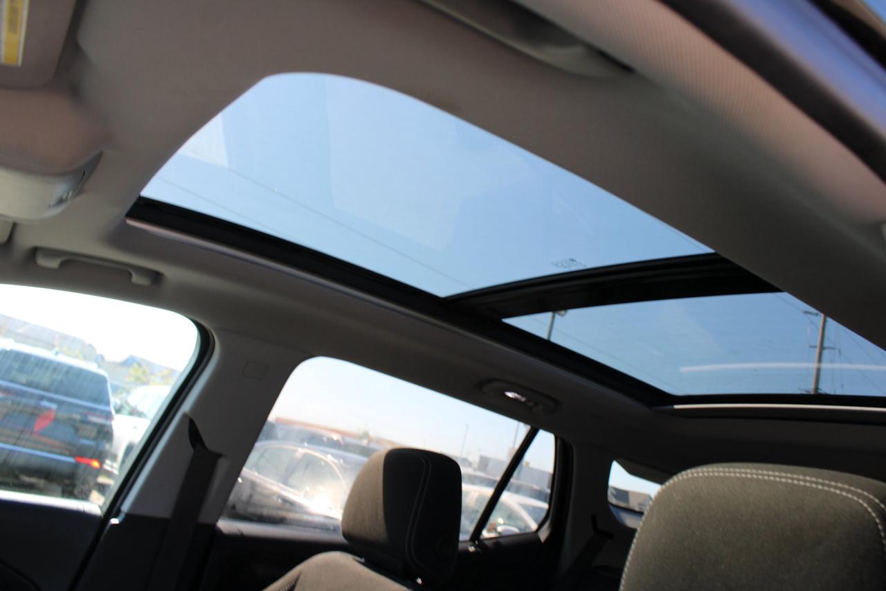 2022 GMC Terrain AWD 4DR SLE - Photo #14