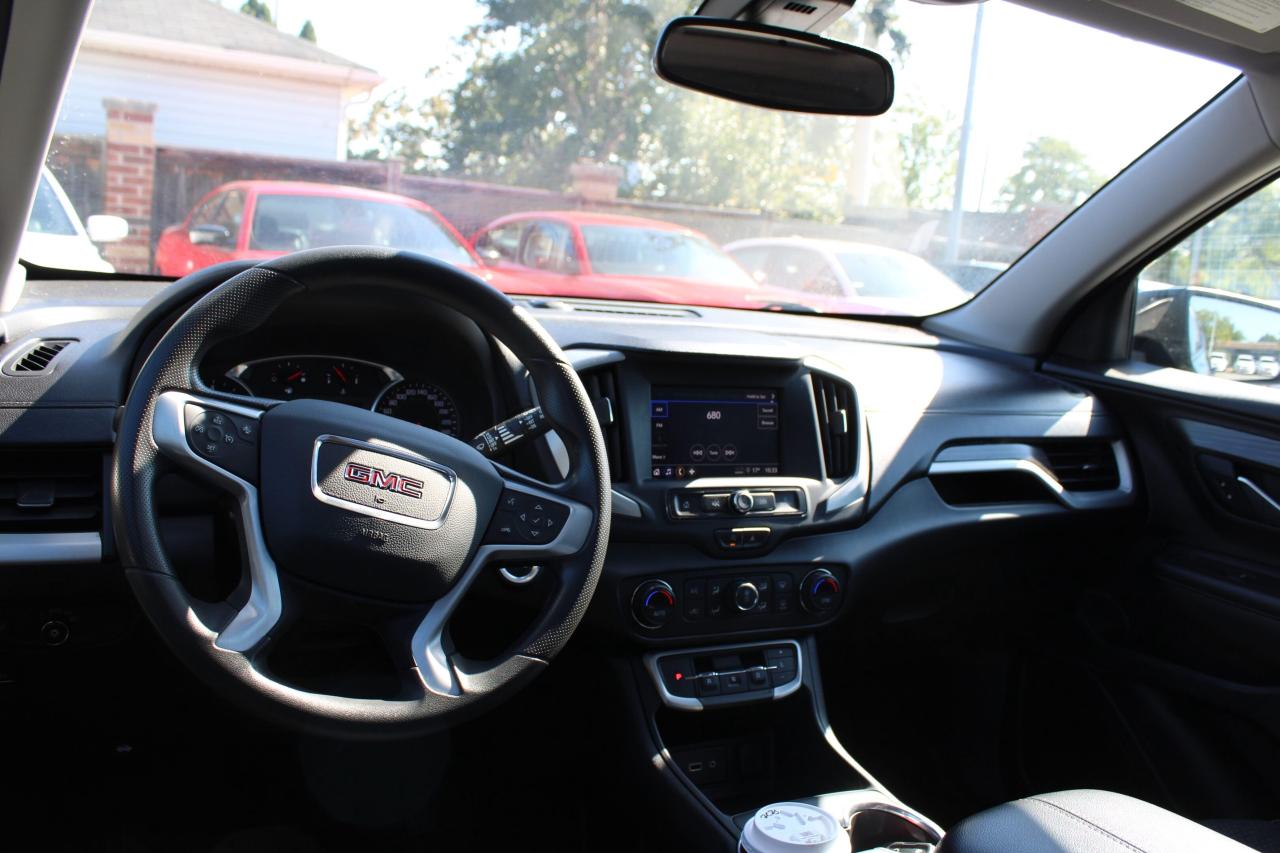 2022 GMC Terrain AWD 4DR SLE - Photo #16