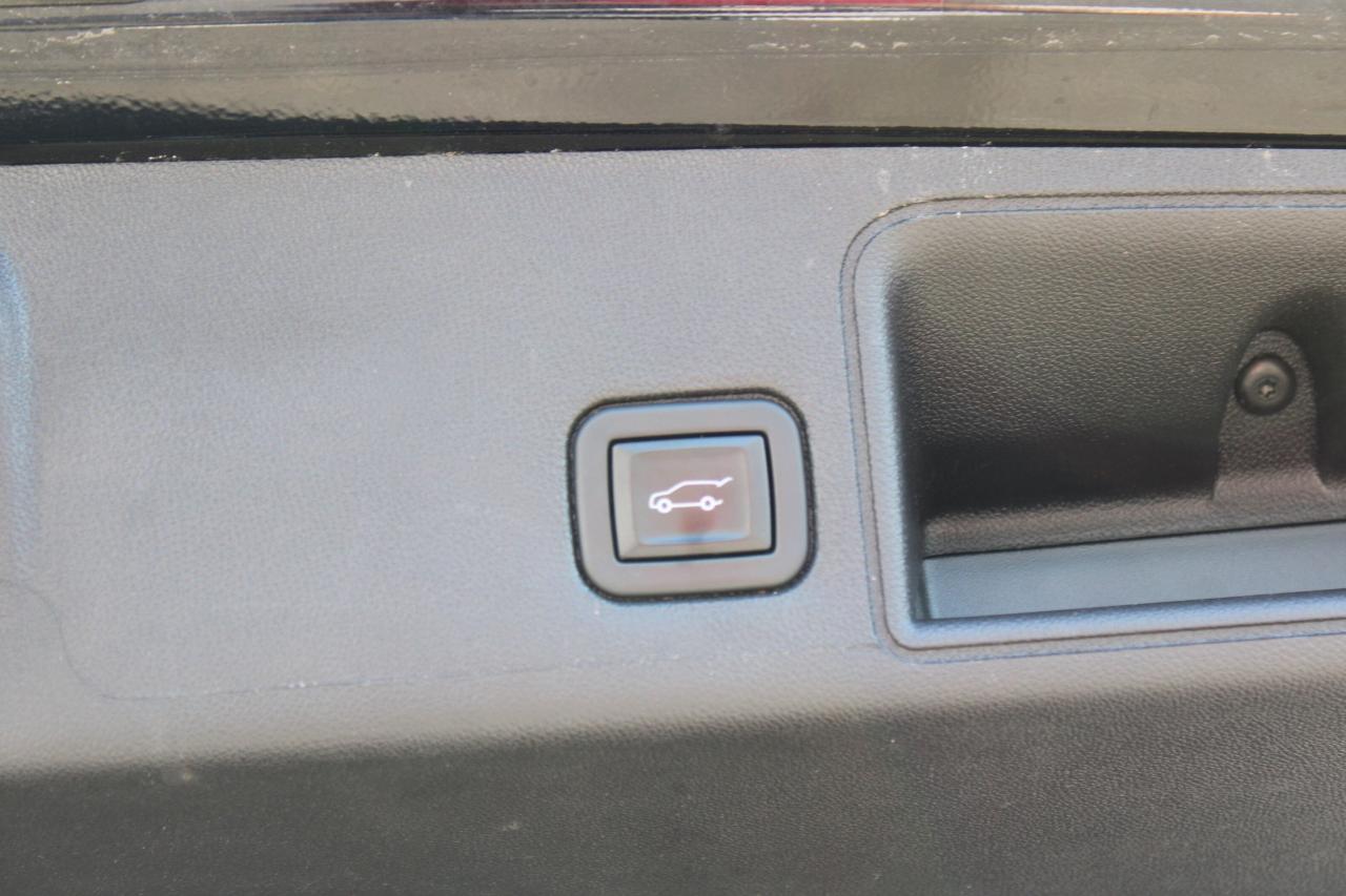 2022 GMC Terrain AWD 4DR SLE - Photo #19