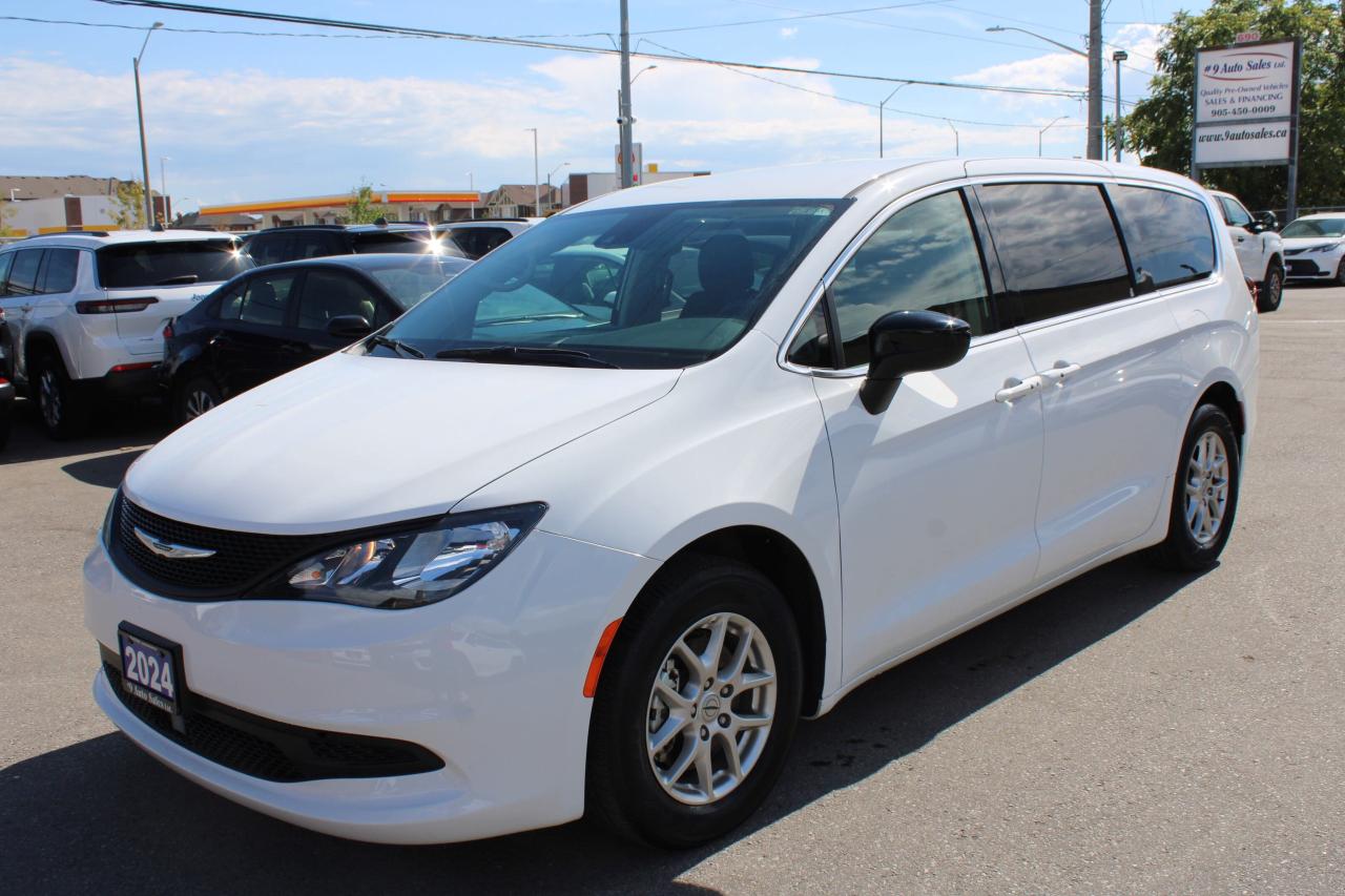 2024 Dodge Grand Caravan SXT 2WD - Photo #2
